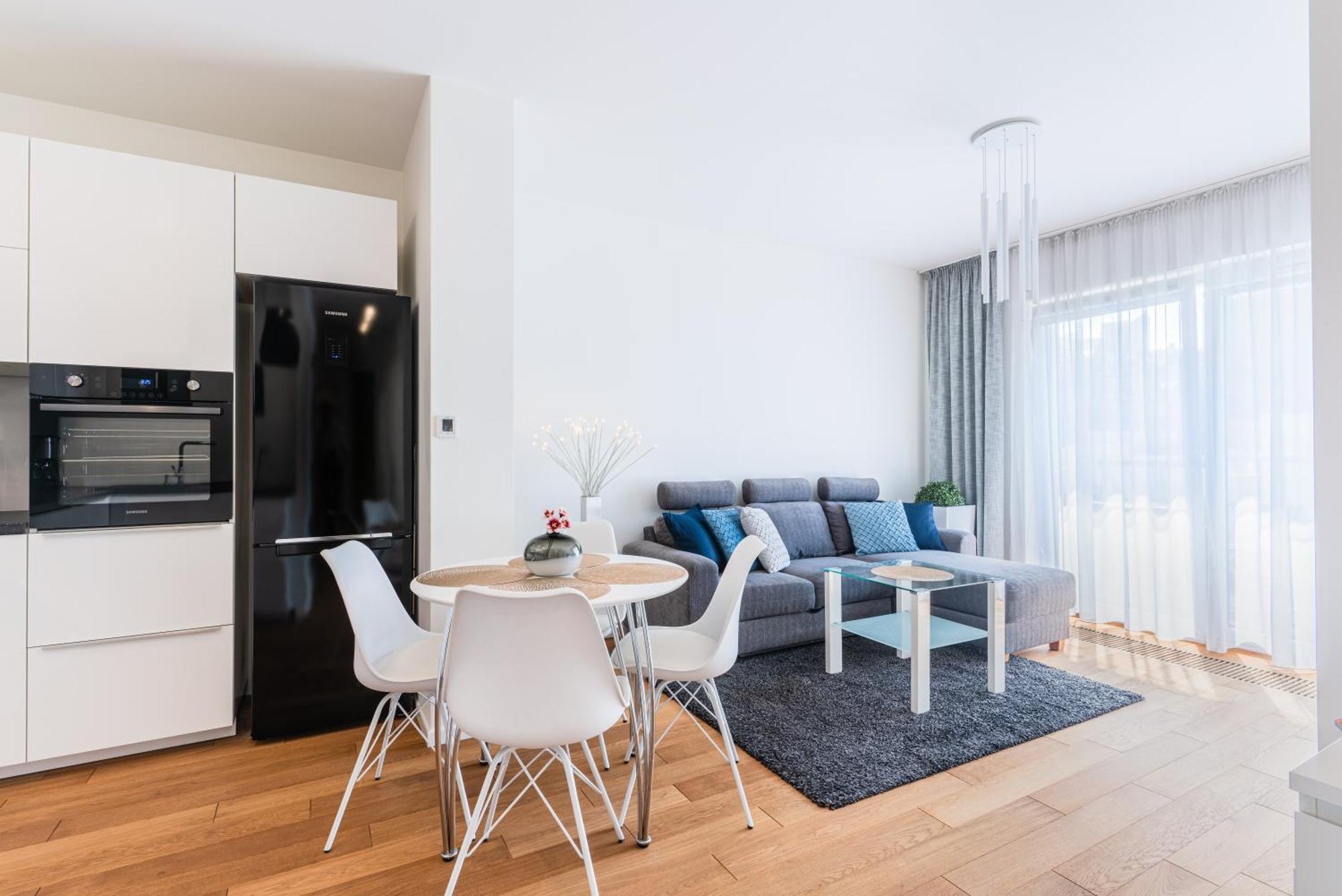 Apartamenty Homely Place Serce Poznania - Stary Rynek - Parking Oda fotoğraf