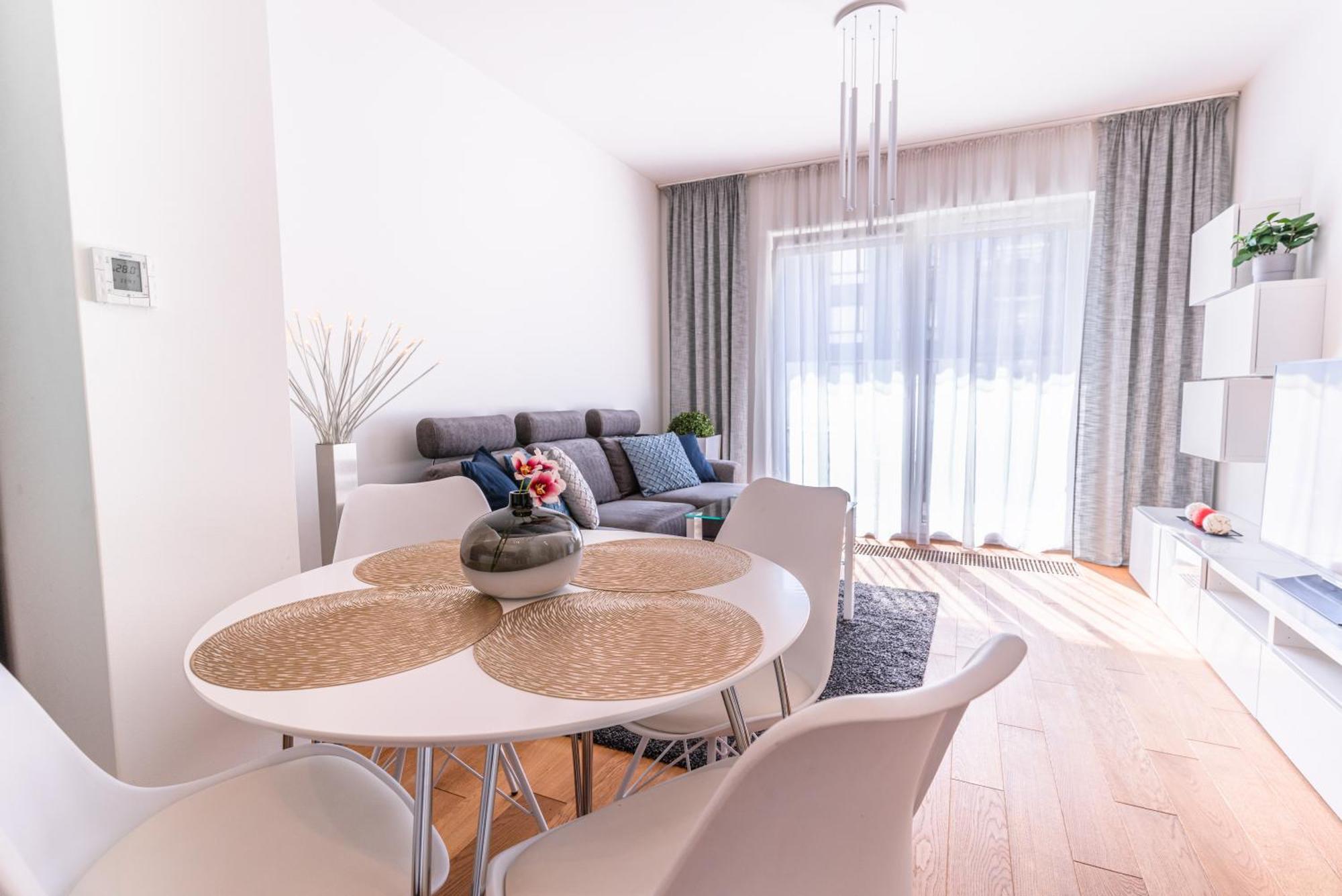 Apartamenty Homely Place Serce Poznania - Stary Rynek - Parking Oda fotoğraf